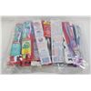Image 1 : LARGE BAG OF TOOTHBRUSHES AND OTHER DENTAL