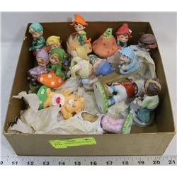 FLAT OF ASSORTED COLLECTIBLE FIGURES