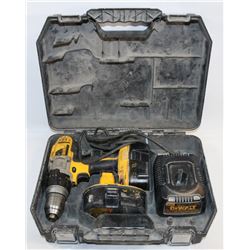 DEWALT 18V DRILL WITH 2 BATTERIES AND CHARGER