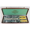Image 1 : VINTAGE MADE IN ENGLAND CARVING SET
