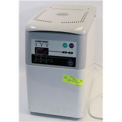 BLACK AND DECKER BREAD MACHINE