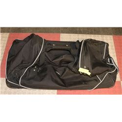 32" HOCKEY BAG WITH ROLLERS