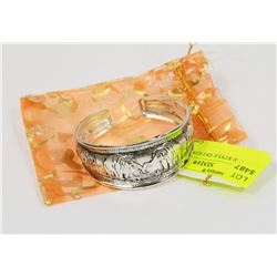 VINTAGE STYLE ESTATE BANGLE