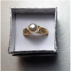 6)  GOLD TONE FILAGREE & PEARL RING