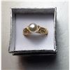 Image 1 : 6)  GOLD TONE FILAGREE & PEARL RING