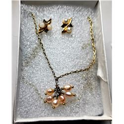 17)  GOLD TONE & FRESHWATER PEARL