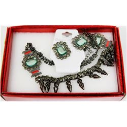 LARGE STONE NECKLACE SET