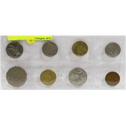 LOT OF WORLD COINS