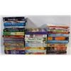 Image 1 : LOT OF 40 TV SERIES DVDS