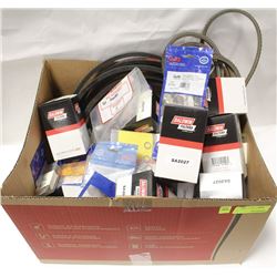 BOX OF AUTOMOTIVE GOODS: BELTS, GROTE AMBER LIGHT