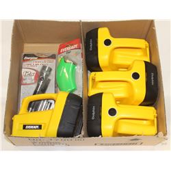 FLAT W/ 4 DOLPHIN LIGHTS & 3 ASSORTED FLASHLIGHTS