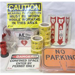 FLAT OF ASSORTED SAFETY SIGNAGE, FIRE EXT. WALL-