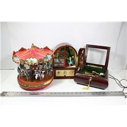 3 MUSIC BOXES - MR CHRISTMAS RECORD PLAYER,