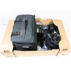 BOX OF CAMERA EQUIPMENT, INCLUDING MINOLTA