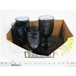 FLAT OF BLUE GLASSES AND PLATES PRINCESS HOUSE