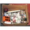 Image 1 : BOX OF SEWING SUPPLIES
