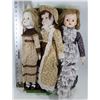 Image 1 : FLAT OF 5 VINTAGE PORCELAIN DOLLS