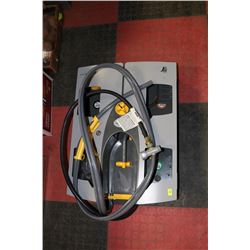 QUATRO SELECT CLEANING STATION