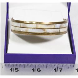 MOTHER OF PEARL AND BRASS BANGLE BRACELET