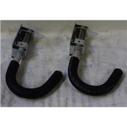 2 RUBBER COATED HOOK-CABLES