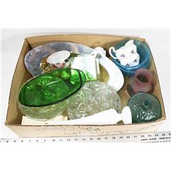 BOX OF ASSORTED COLLECTIBLE DISHES