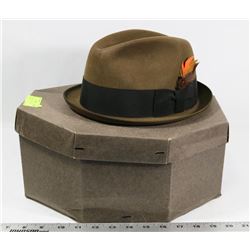 VINTAGE ROYAL STETSON MENS HAT IN BOX