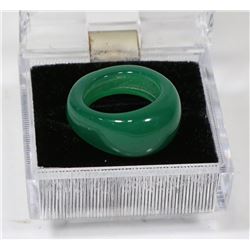 JADE RING - APPROXIMATE SIZE 7.5
