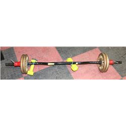 WEIGHT LIFTING BAR WITH FOUR 5 POUND WEIGHTS,