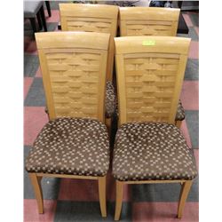 LOT OF 4 MATCHING CHAIRS