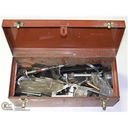 RED METAL LOCKABLE TOOL BOX WITH CONTENTS OF