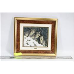3D SCULPTED  WOLF FRAMED PICTURE
