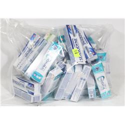 BAG OF TRAVEL SIZE TOOTH PASTE