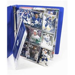 BINDER OF ASSORED TORONTO MAPLE LEAFS HOCKEY