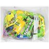 Image 1 : BAG OF ASSORTED CANDY