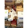 Image 1 : ESTATE PALLET OF ANTIQUES AND COLLECTIBLE BOTTLES