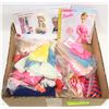 Image 1 : BOX OF VINTAGE BARBIE CLOTHES