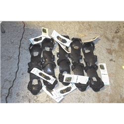 GROUP OF 10 WINTERWALKING SIZE: SMALL ICE-CLEATS