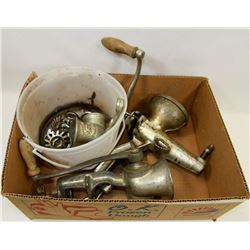 BOX OF VINTAGE MEAT GRINDERS
