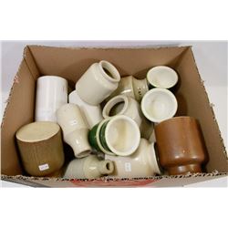BOX OF VINTAGE JUGS AND CUPS
