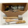 Image 1 : LOT OF ASSORTED KITCHEN HAND TOOLS INCLUDING MEAT