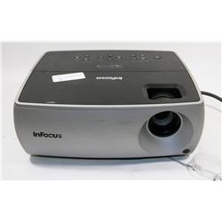 INFOCUS PROJECTOR W ONLY 63 HOURS ON LAMP