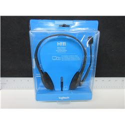 New Logitech H111 Stereo Headset for computors/smartphones/tablets