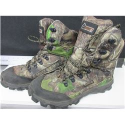 Mens Rocky Boots size 8.5m / returned by customer wrong size didn't fit