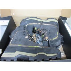 New Under Armour Mens size 12 Boots / msrp= 289.00