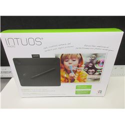 Wacom Intuos Photo Creative Pen & Touch Tablet everything you need to