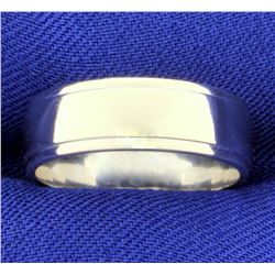 Woman's Wedding Band Ring in 14K White Gold
