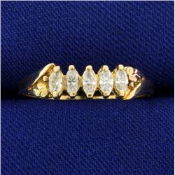 1/2ct TW Marquise Diamond  Ring in K Yellow Gold