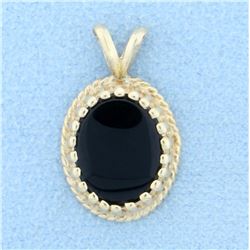 4ct Onyx Pendant in 14K Yellow Gold