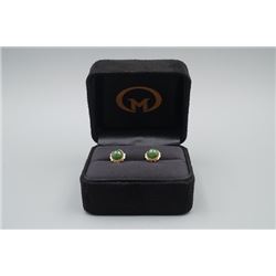 A Pair of Canada Jade Earrings Inlaid with 18K Gold.