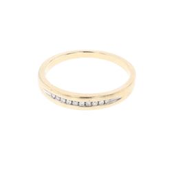 Vintage 10K Gold & Moissanite Ring